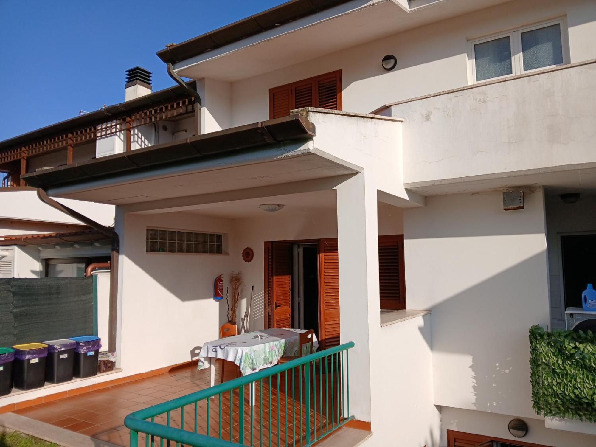 La Casa Di Ale Villa Latina Exterior photo